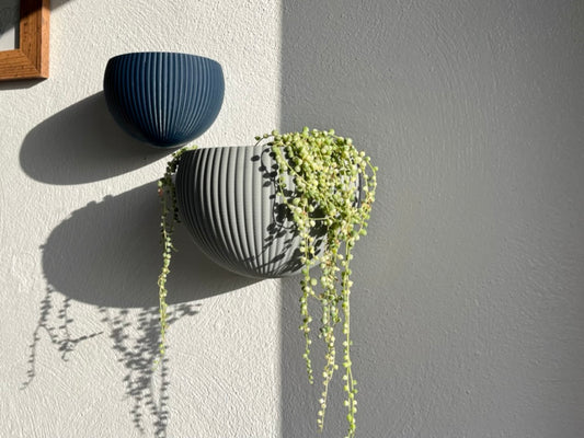 Ribbed Wall Mounted Plant Pot