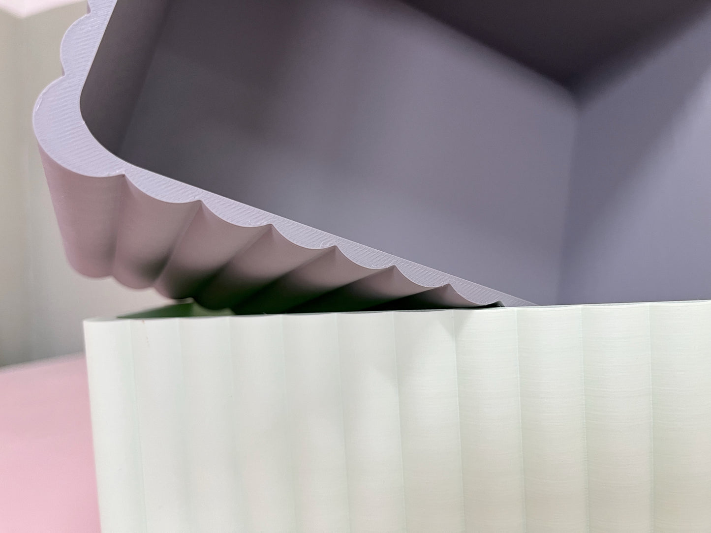 Scalloped Edge Storage box