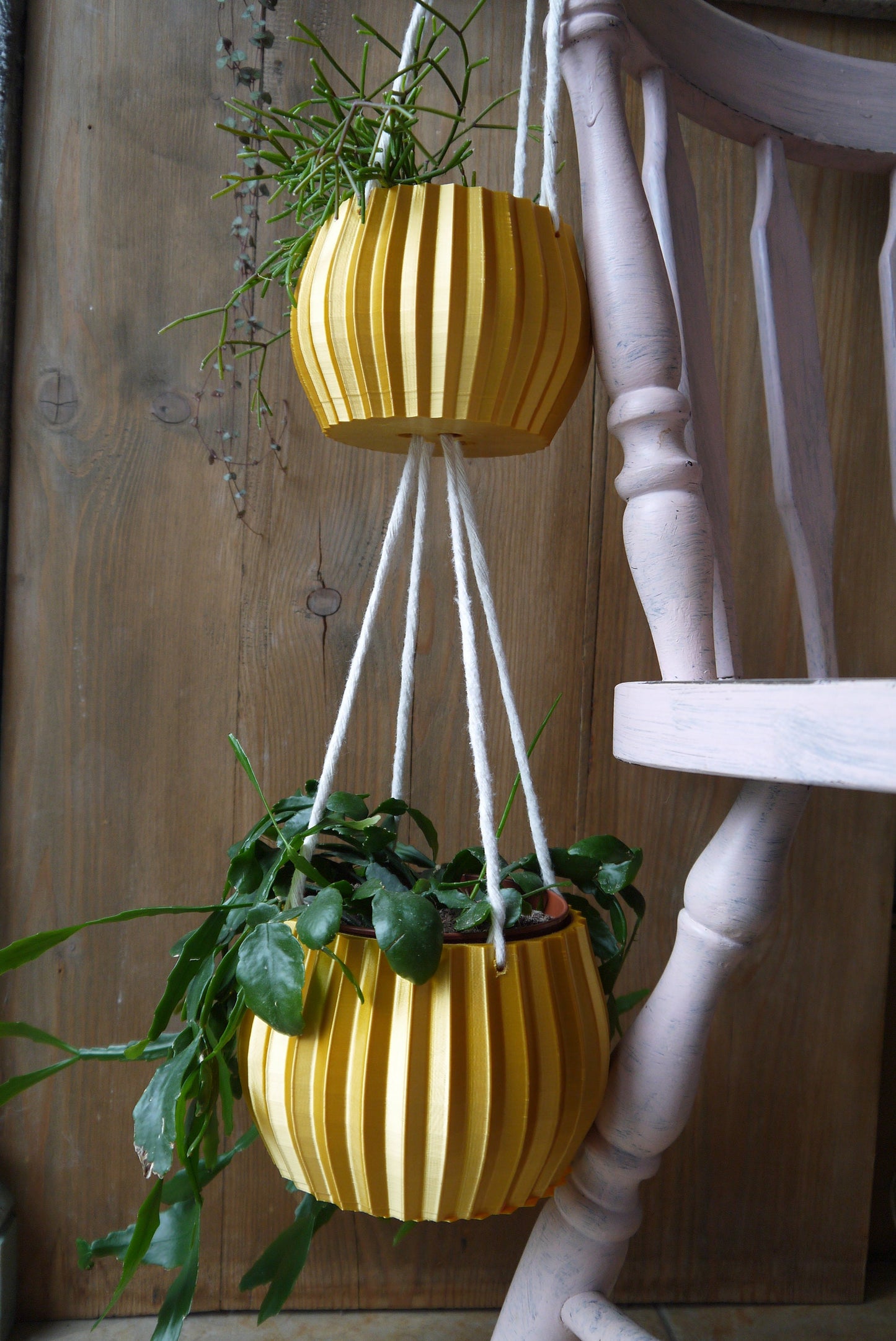Double Hanging Plant Pot Fluted
