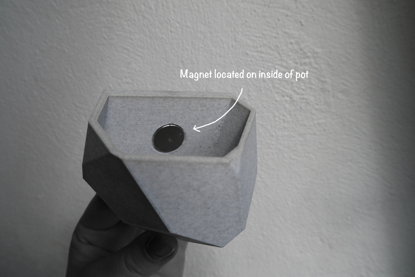 Magnetic Pot