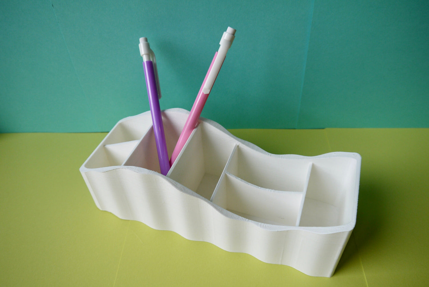 Wave Curve Desk Organiser